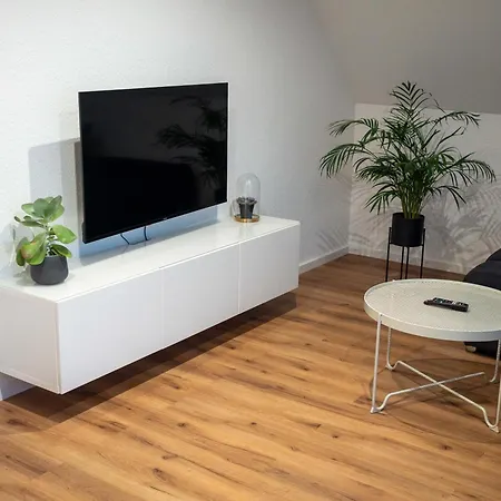 Zoe Apartment